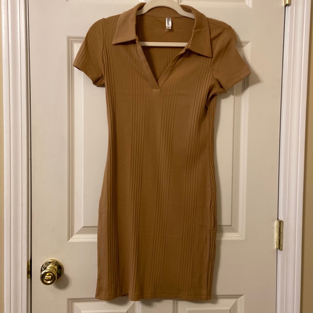 NWT ROSIO Dress - Picture 4 of 8